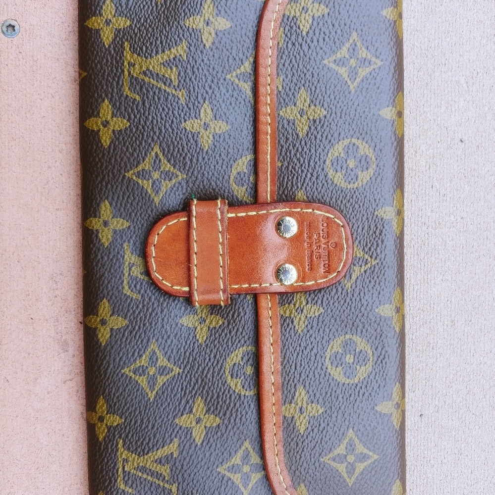 Louis Vuitton genuine leather hand bag